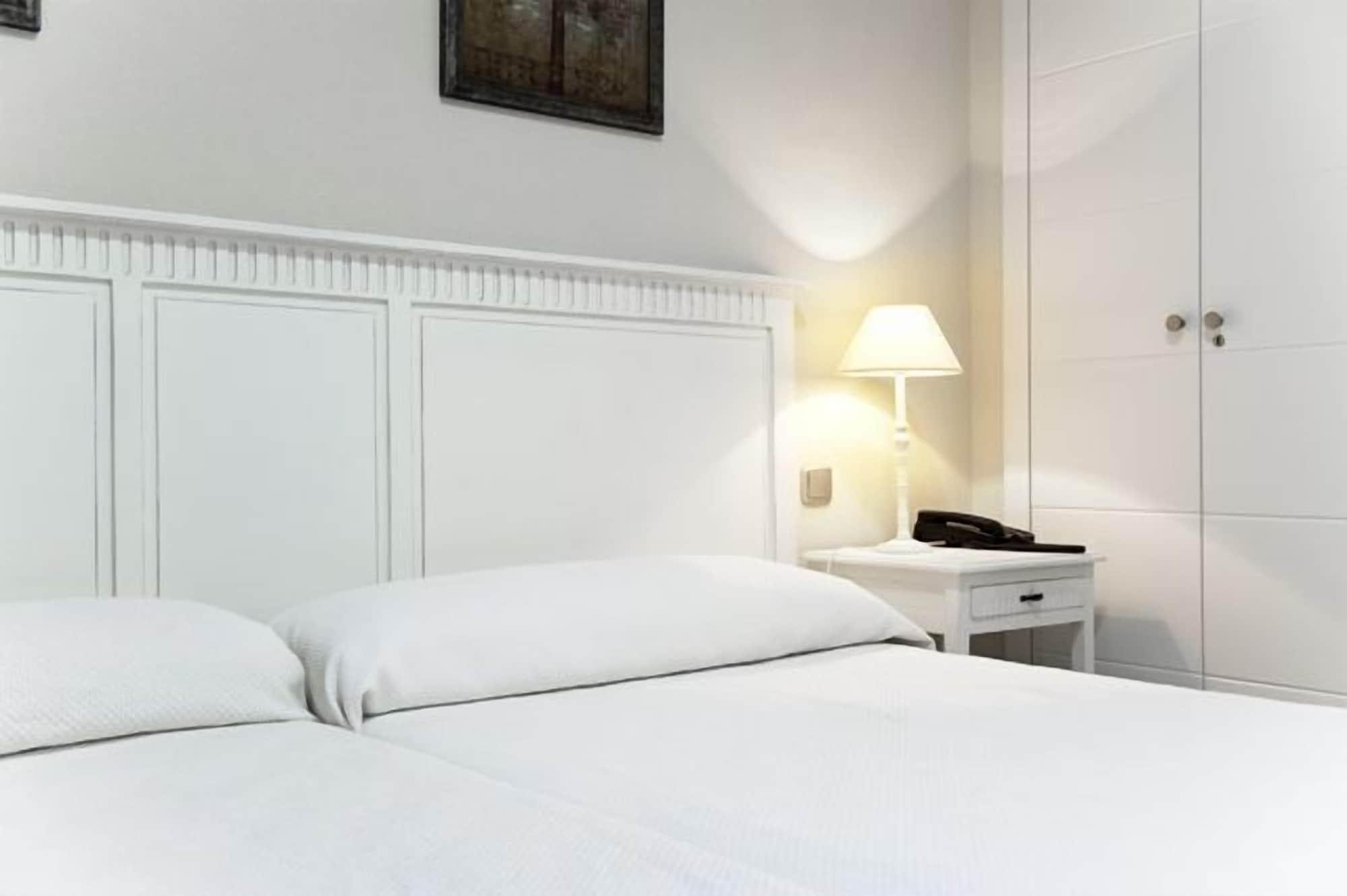 Apartamentos Manilva Green Exterior photo